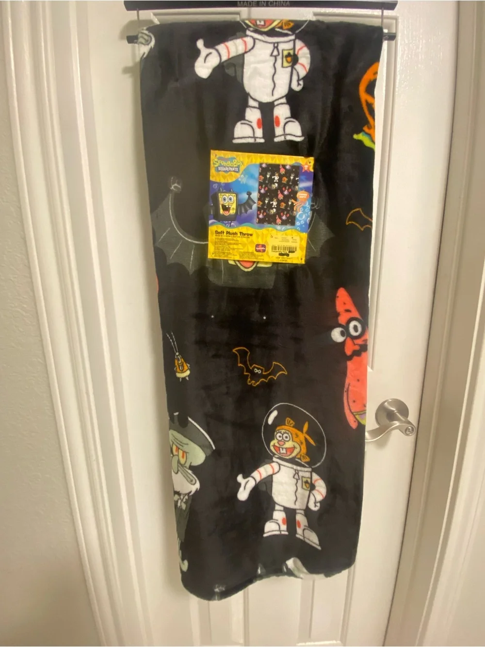 SpongeBob Soft Plush Throw